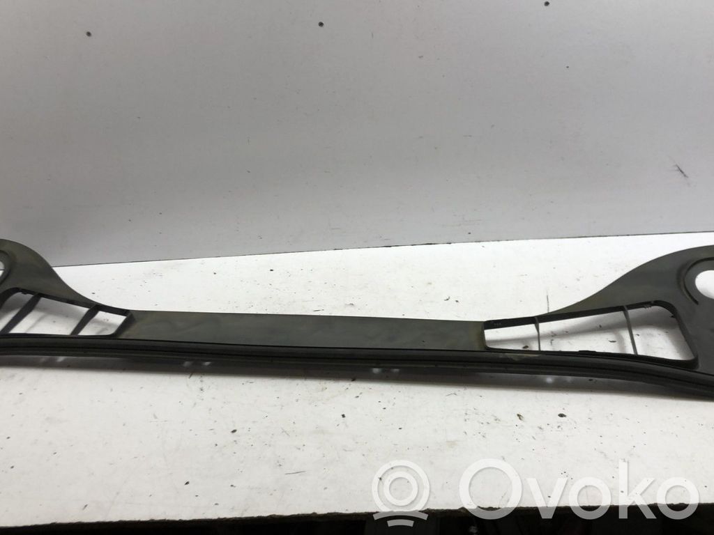 Ford Focus Wiper trim 