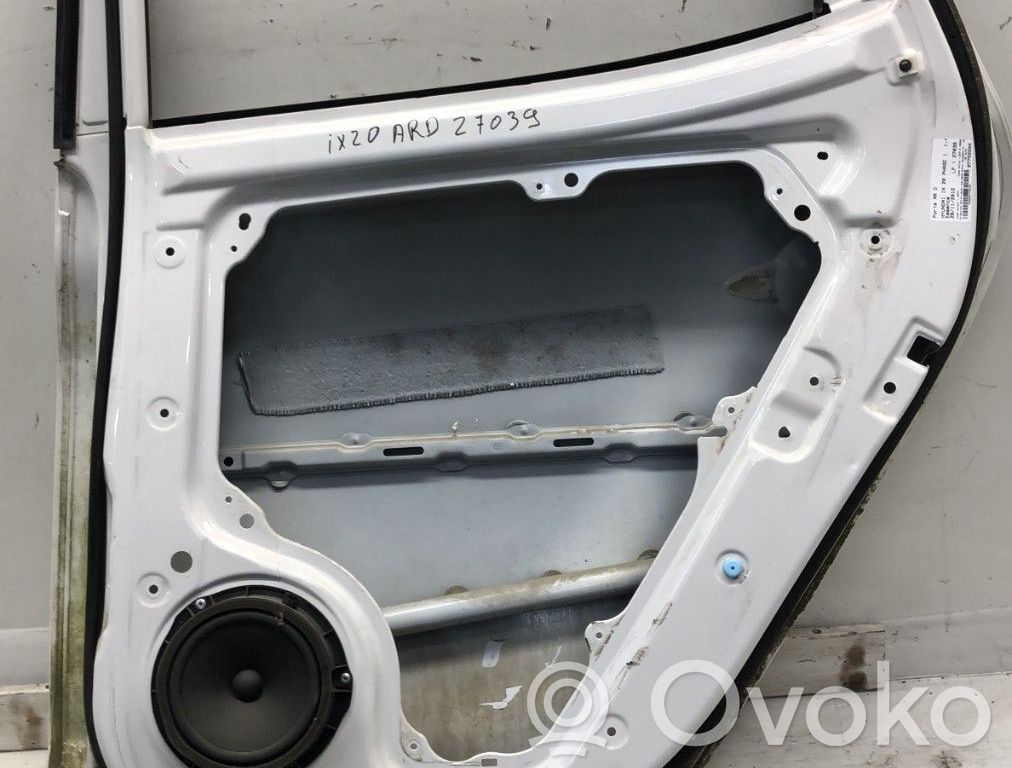 Hyundai ix20 Puerta trasera 