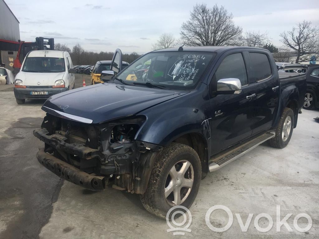 Isuzu D-Max Etujarrusatula 