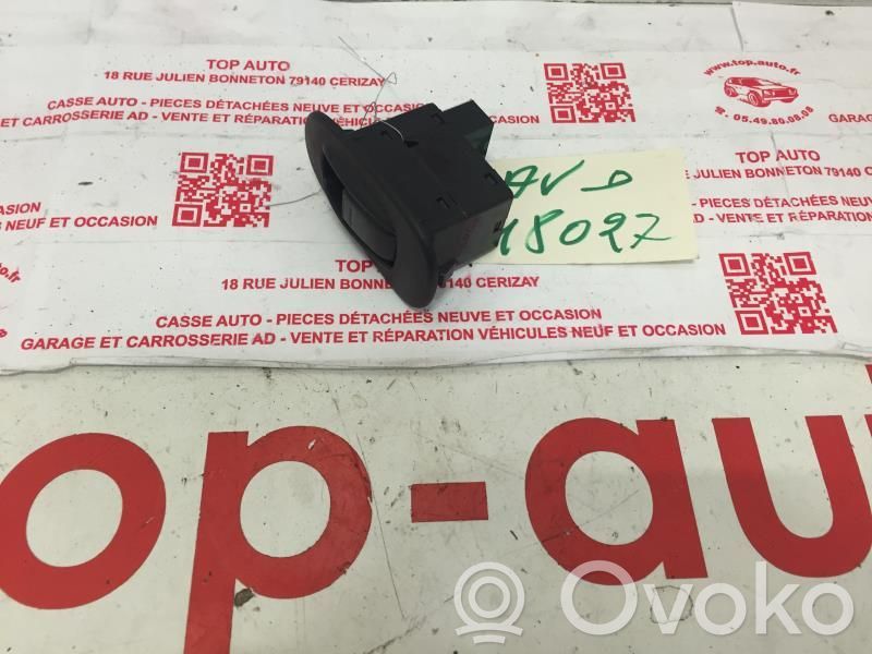 KIA Sephia Electric window control switch 