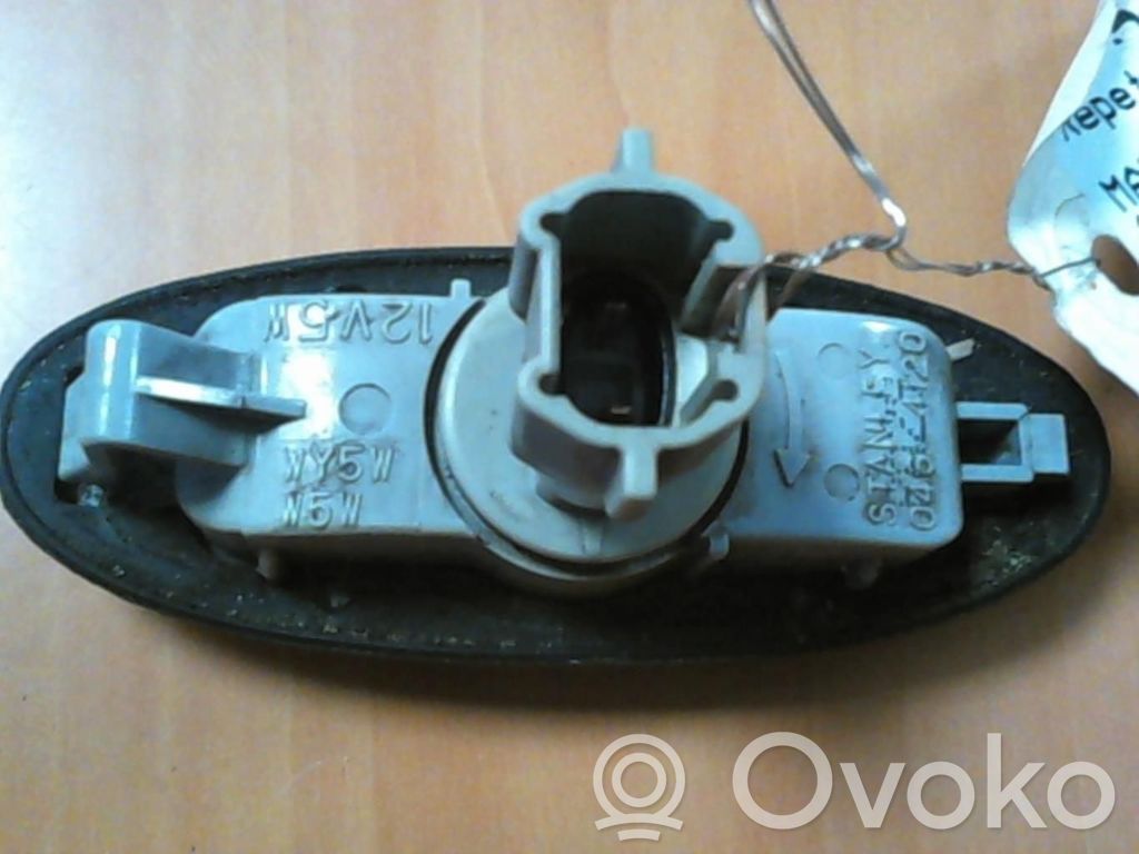 Mazda Demio Front indicator light 