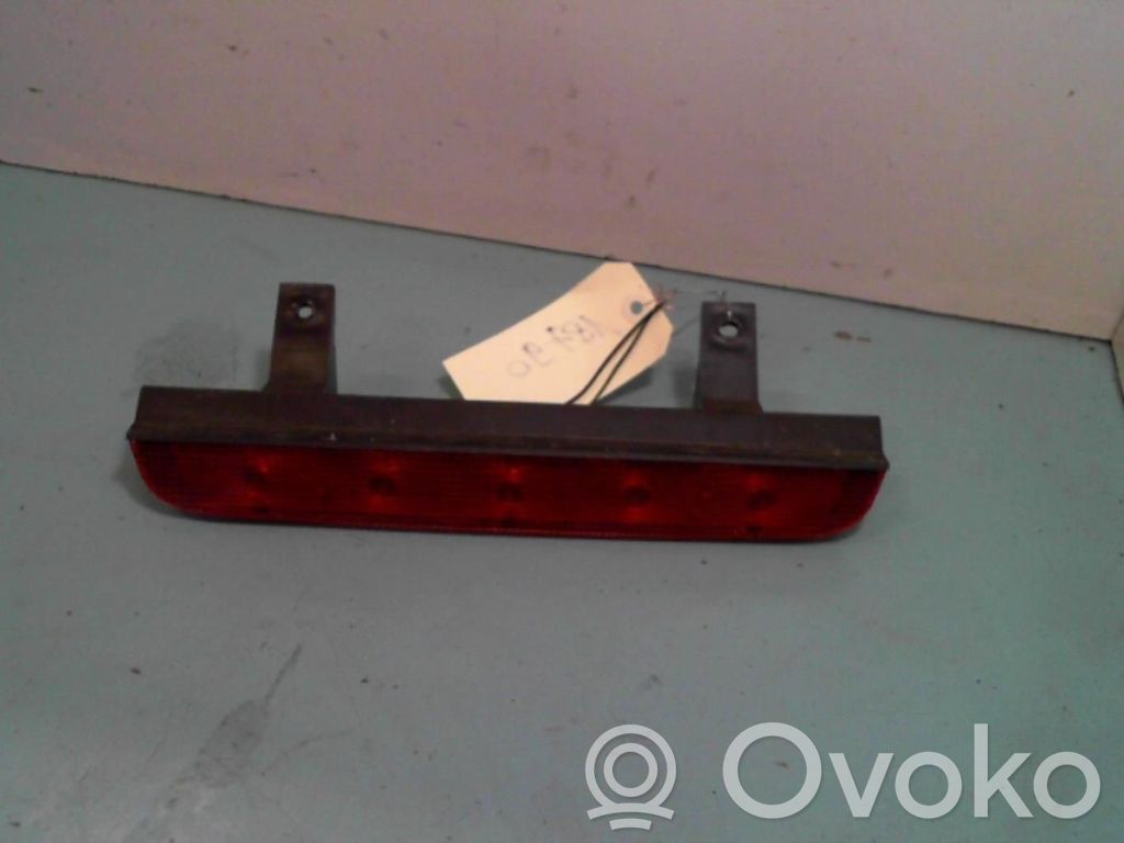 Opel Agila A Third/center stoplight 