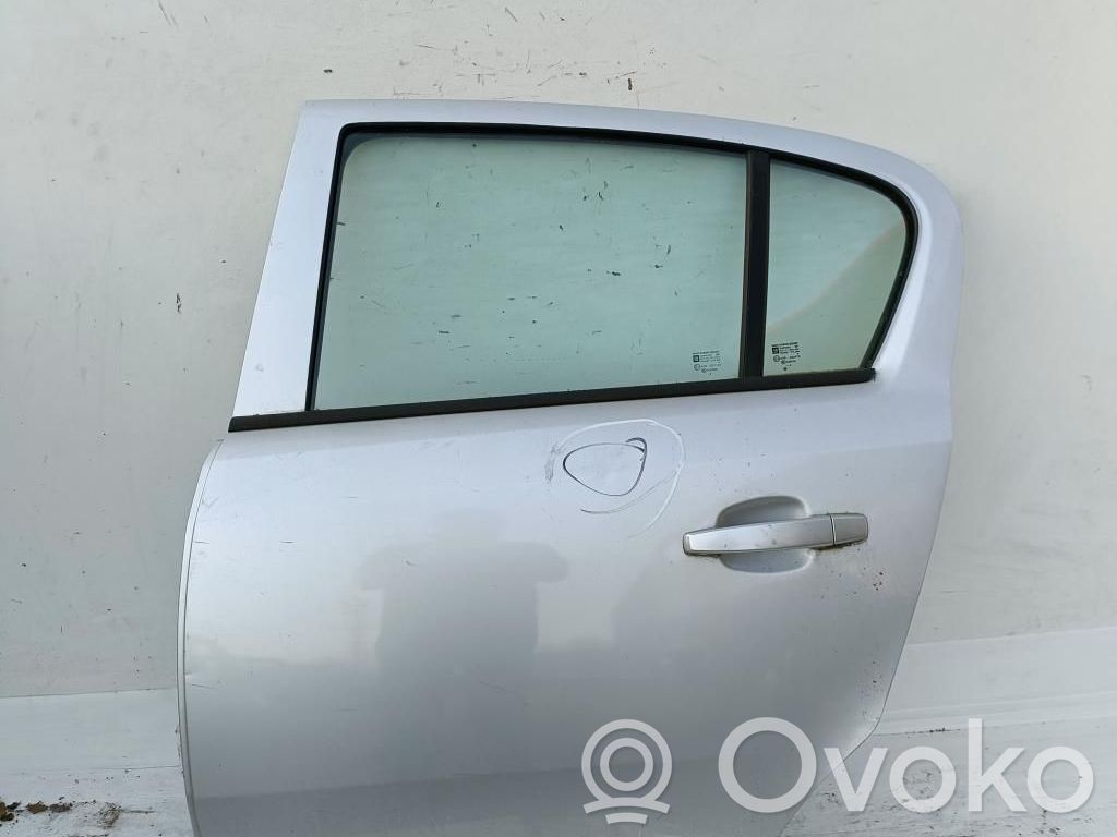 Opel Corsa D Aizmugurējās durvis 