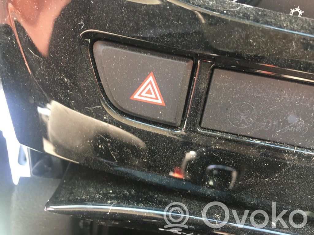 Opel Mokka X Hazard light switch 