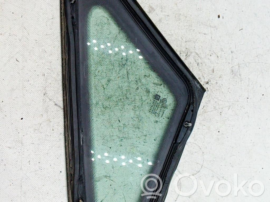 Opel Zafira B Geam triunghi față 