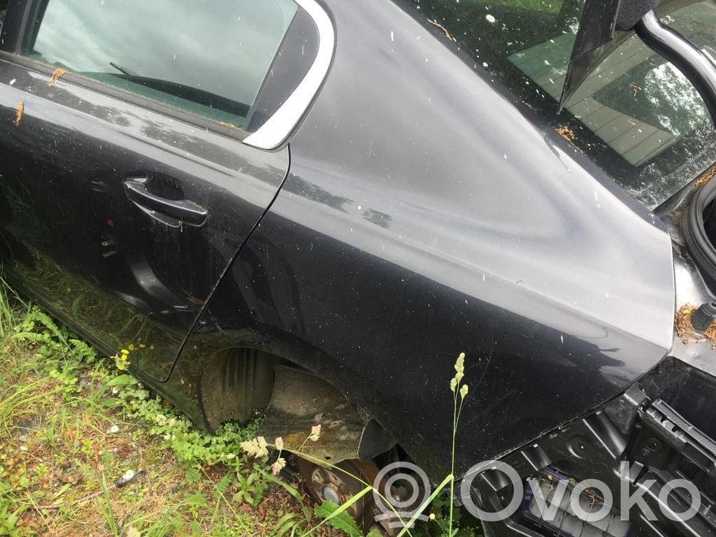 Peugeot 508 Takakulmapaneeli 