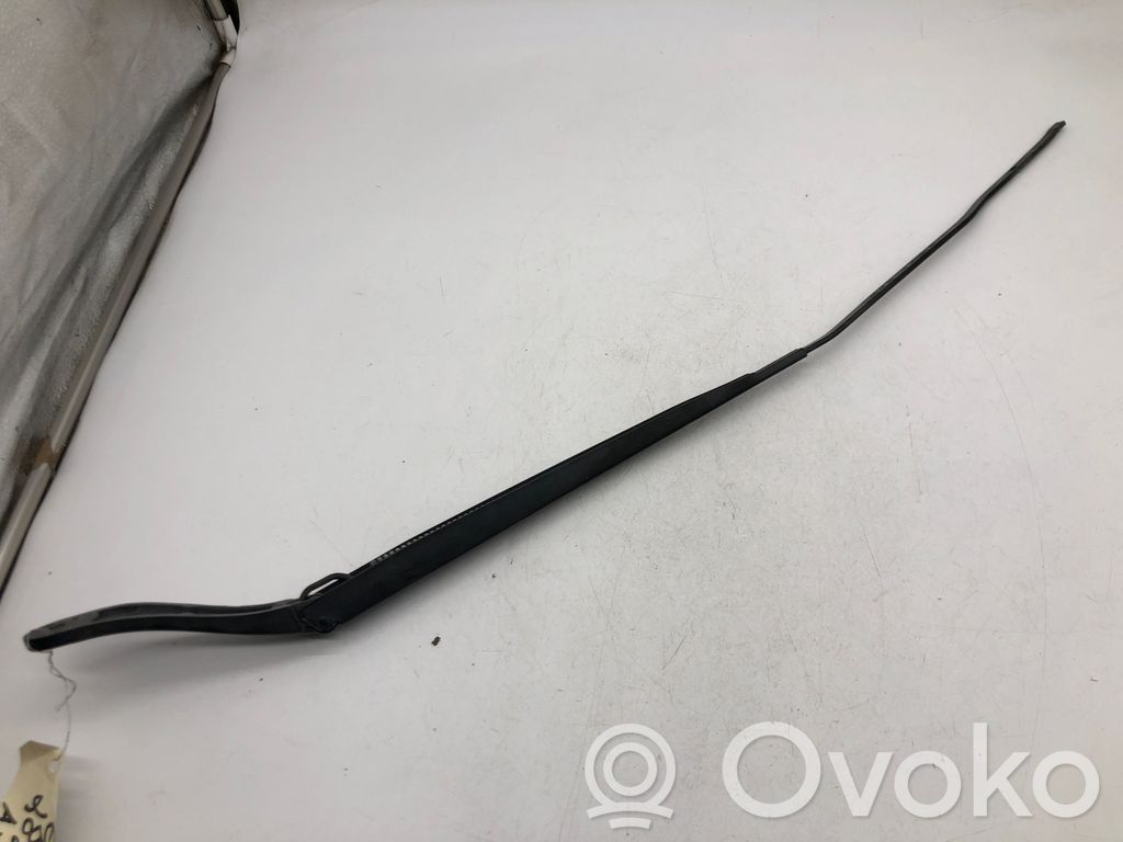 Peugeot Expert Front wiper blade arm 