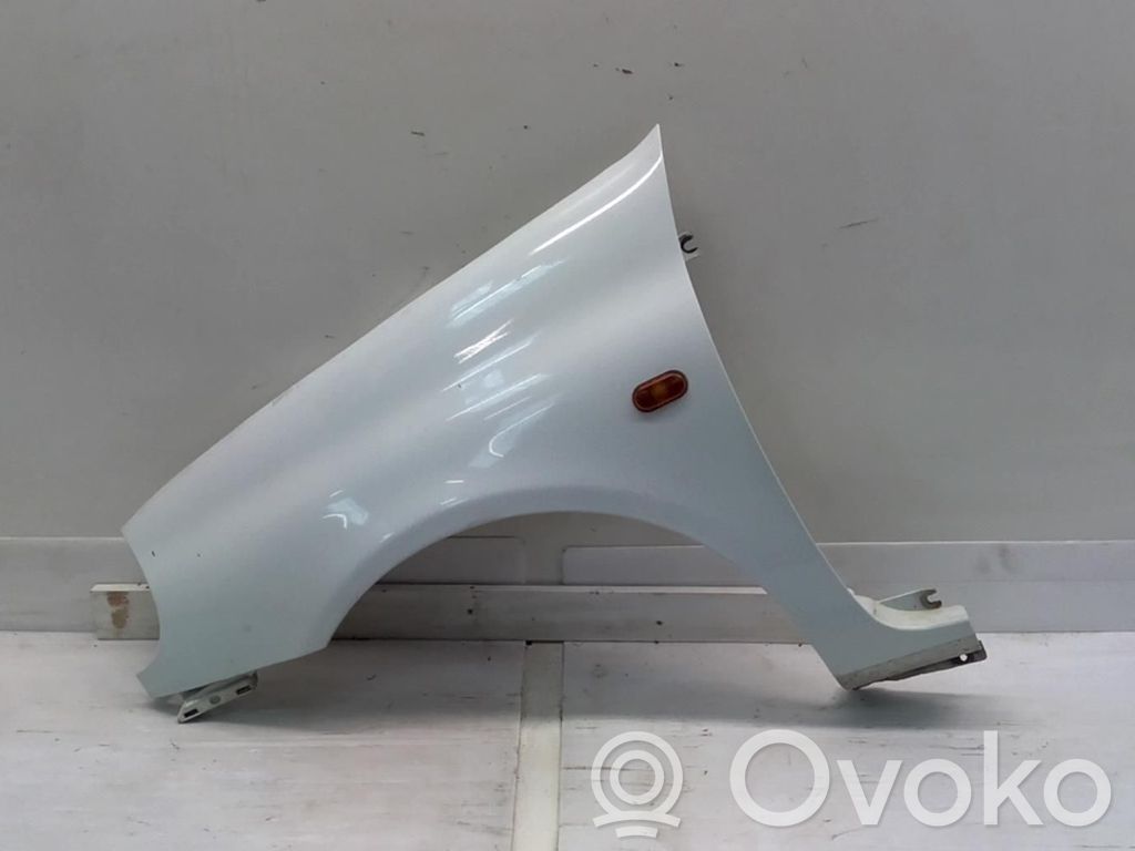 Renault Clio II Крыло 
