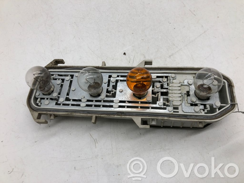 Renault Clio II Portalampada fanale posteriore 