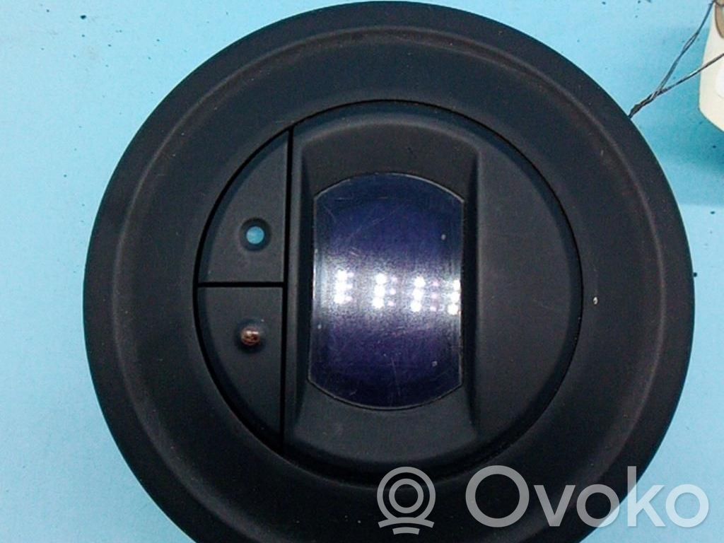 Climate control unit   8200367334