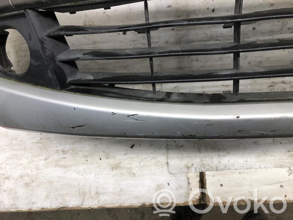 Renault Megane II Front bumper 