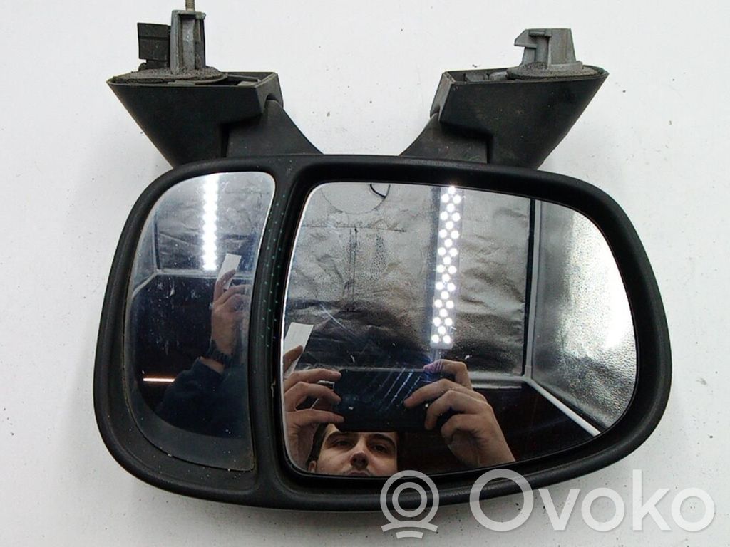 Renault Trafic II (X83) Manualne lusterko boczne drzwi przednich 