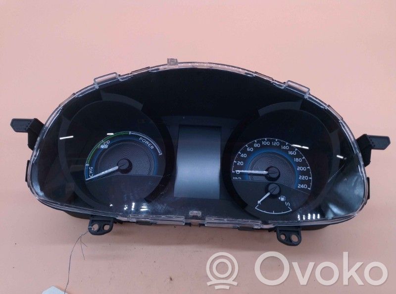 Toyota Auris E180 Licznik / Prędkościomierz 