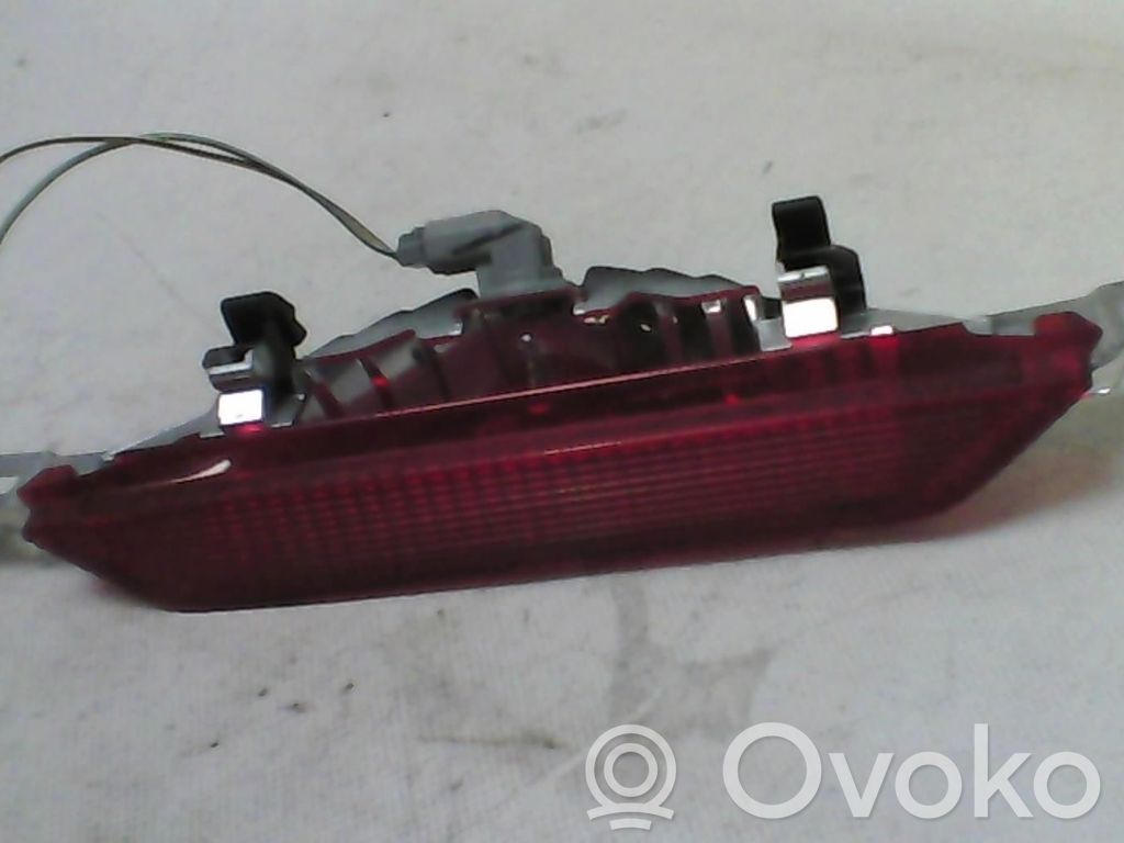 Toyota Corolla E120 E130 Third/center stoplight 