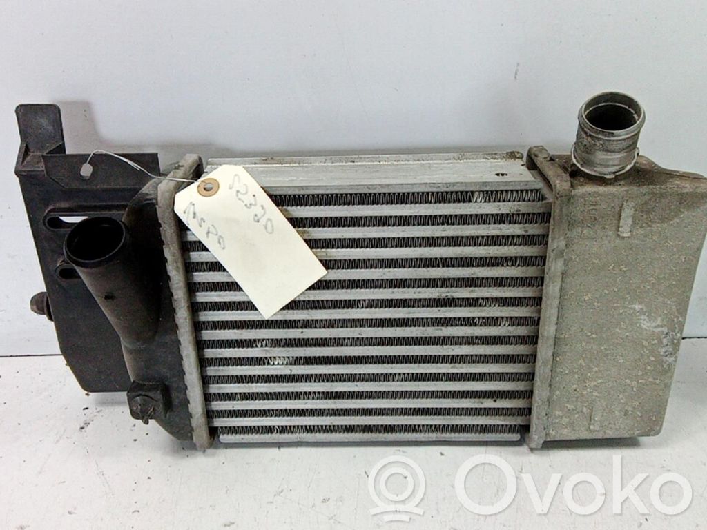 Chłodnica powietrza doładowującego / Intercooler   179000N030