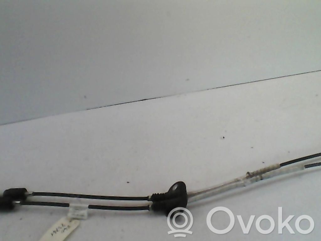Volvo V40 Gear shift cable linkage 