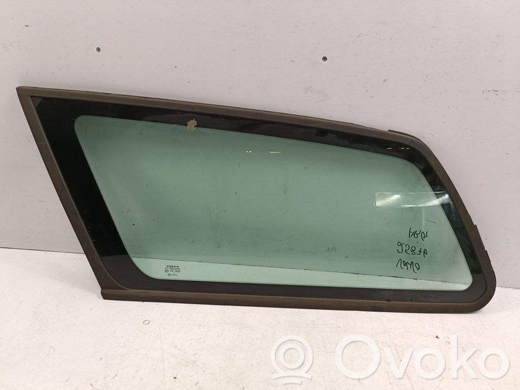Volvo V50 Rear side window 