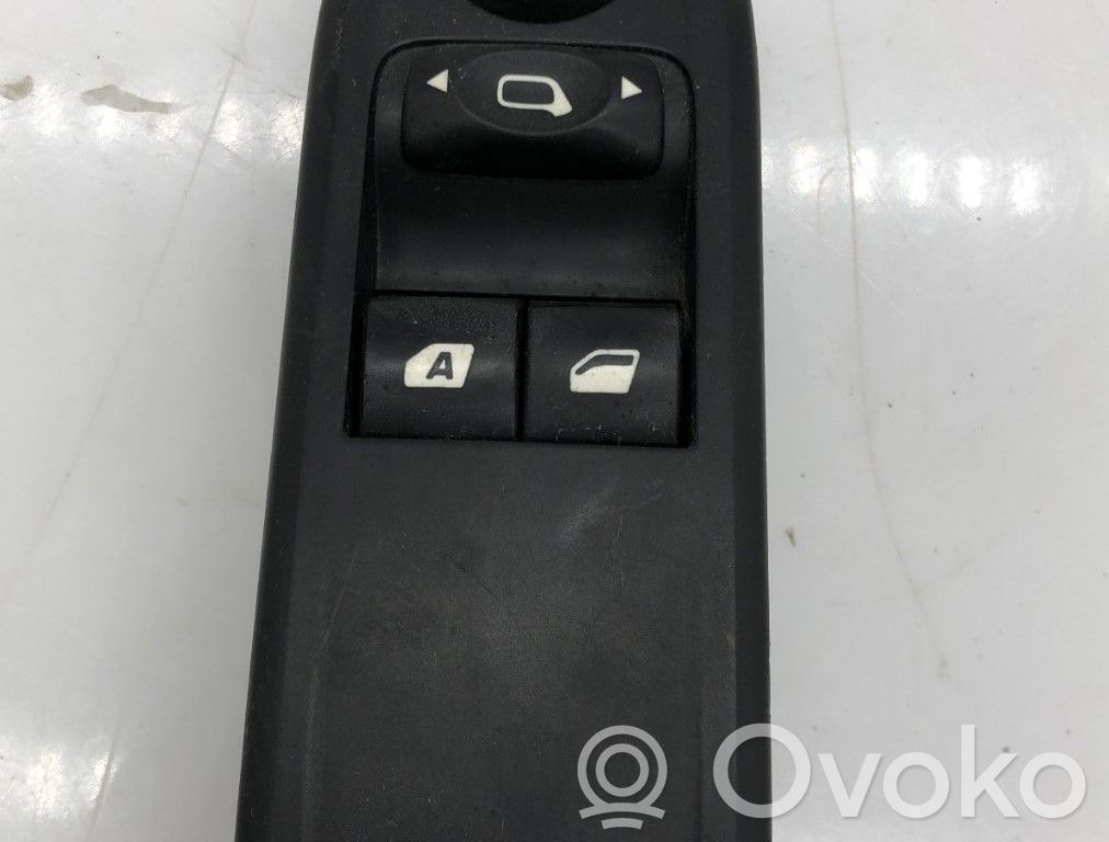 Citroen C3 Electric window control switch 