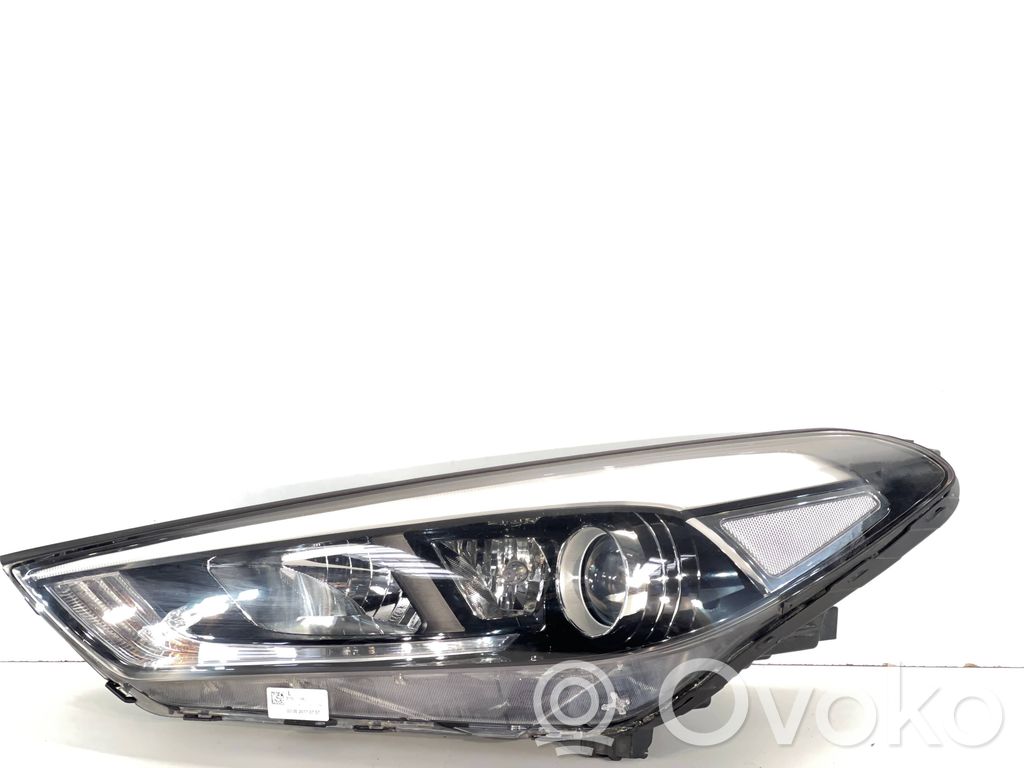 Hyundai Tucson TL Scheinwerfer 