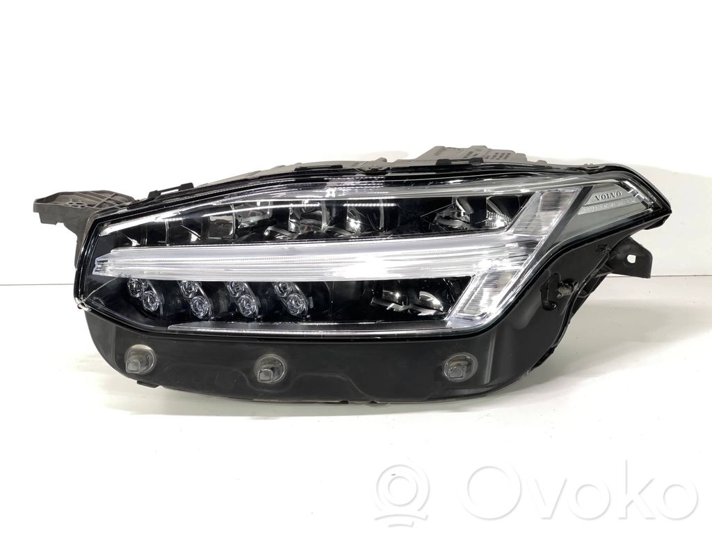 Volvo XC90 Scheinwerfer 