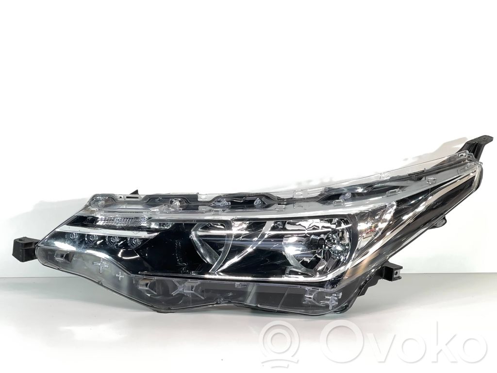 Scheinwerfer   8115002L50