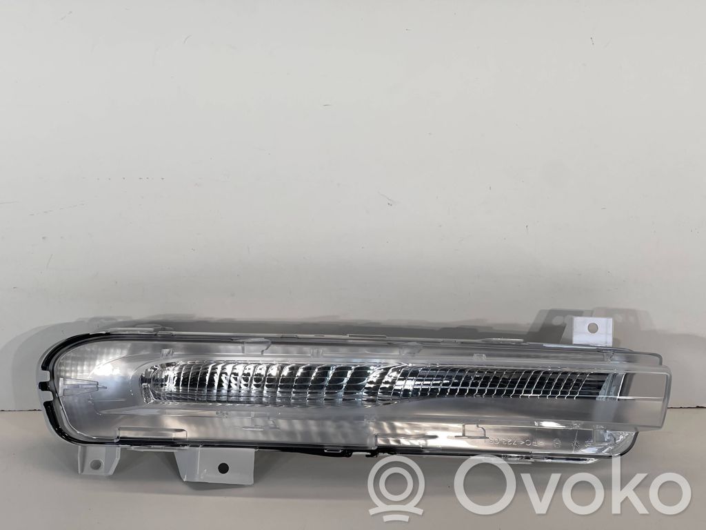 Volvo V40 Etusumuvalo 