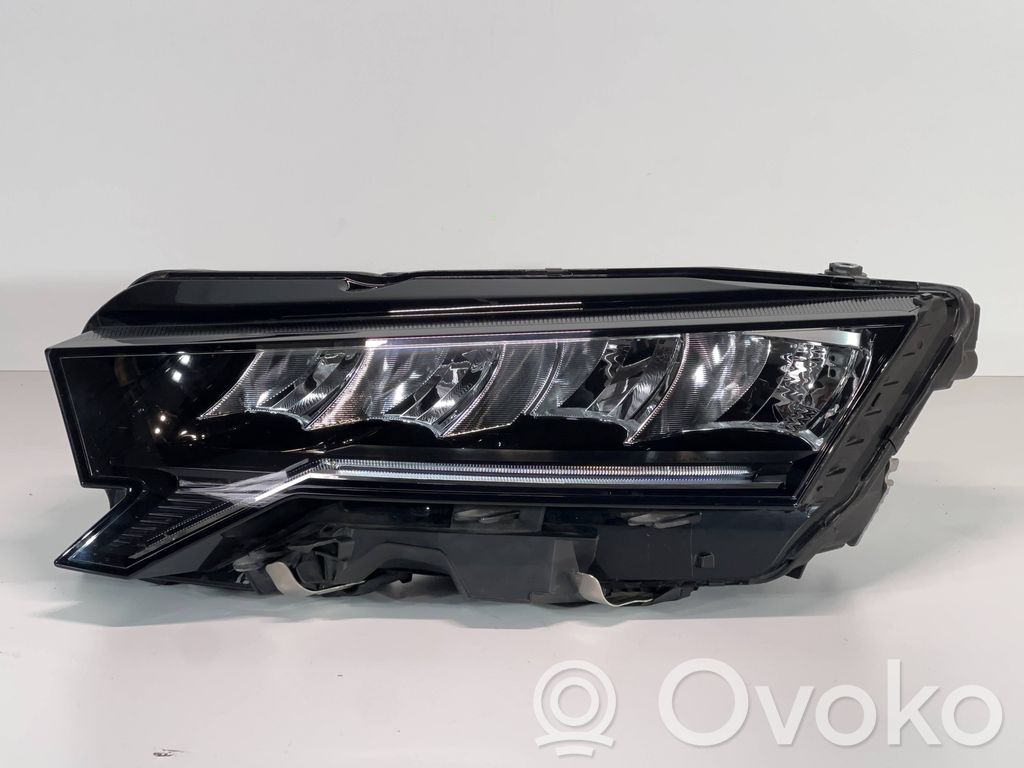 Skoda Octavia Mk4 Scheinwerfer 