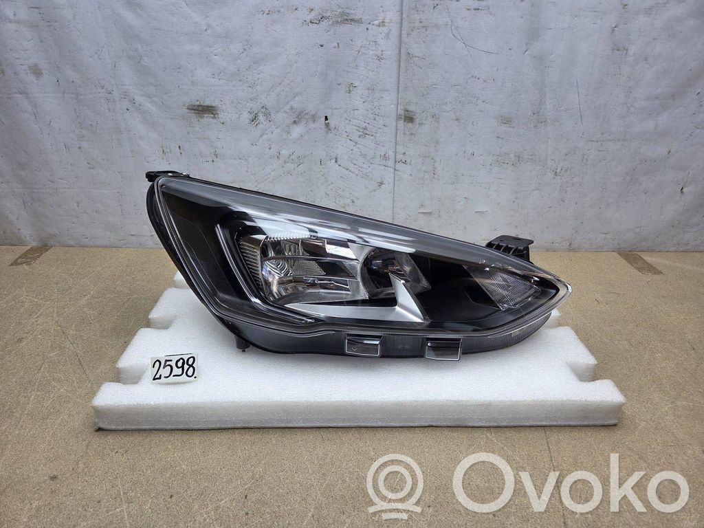 Ford Focus Headlight/headlamp 