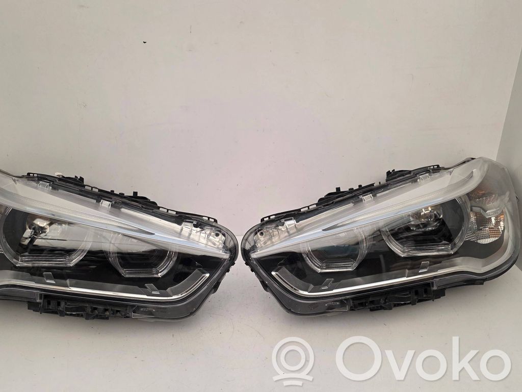 BMW X1 F48 F49 Lampa przednia 