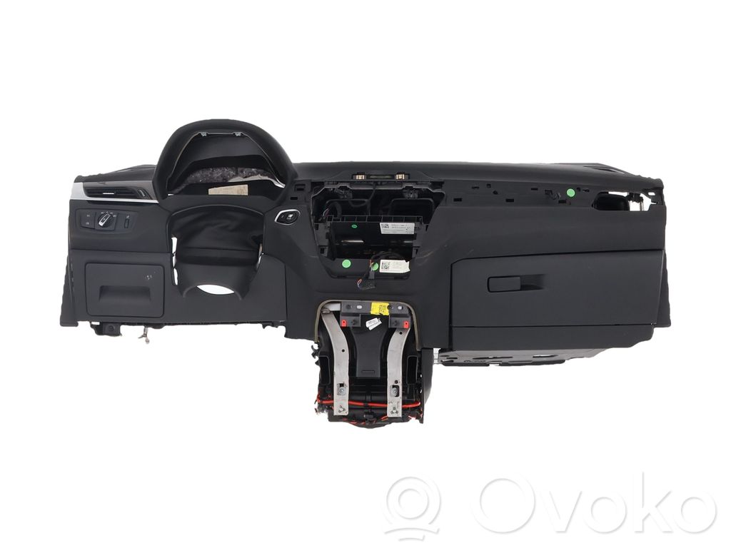 BMW X1 F48 F49 Deska rozdzielcza 