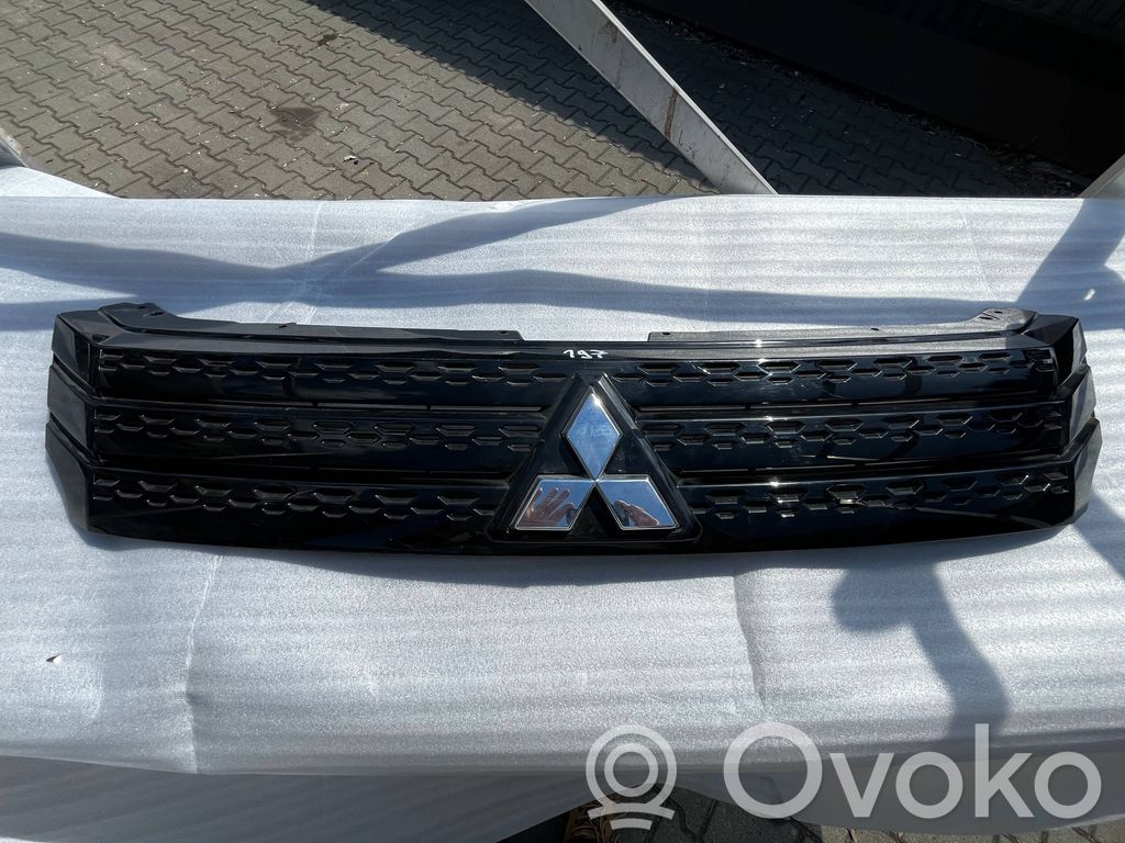 Mitsubishi Eclipse Cross Front grill 