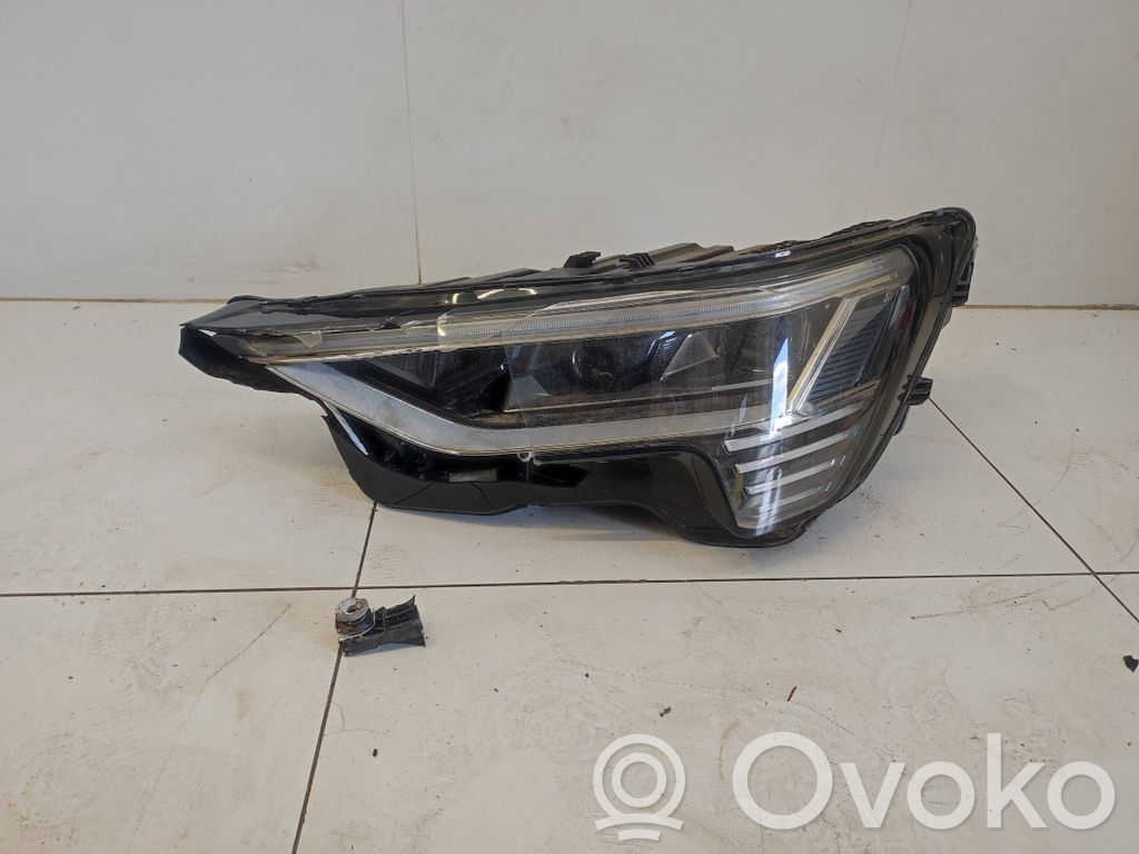 Audi Q8 e-tron Phare frontale 