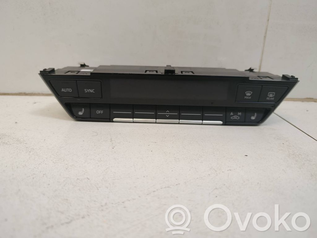 Audi Q4 e-tron Climate control unit 