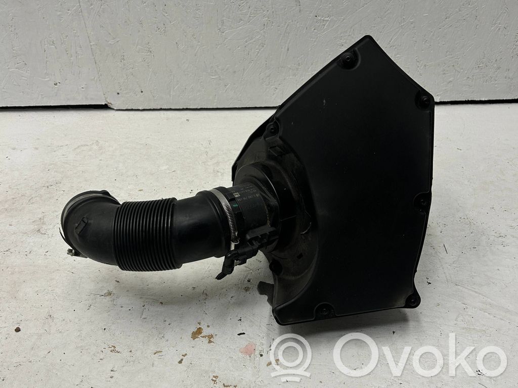 Audi A5 Obudowa filtra powietrza 