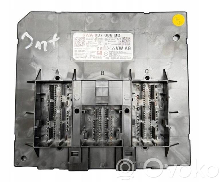 Volkswagen Caddy Comfort/convenience module 