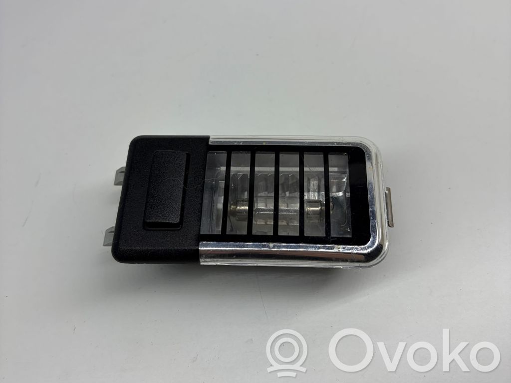 BMW X5 E53 Luz del asiento trasero 