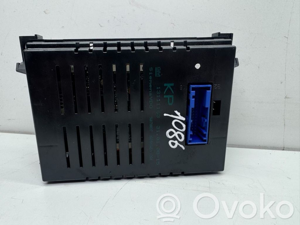 Opel Astra H Screen/display/small screen 