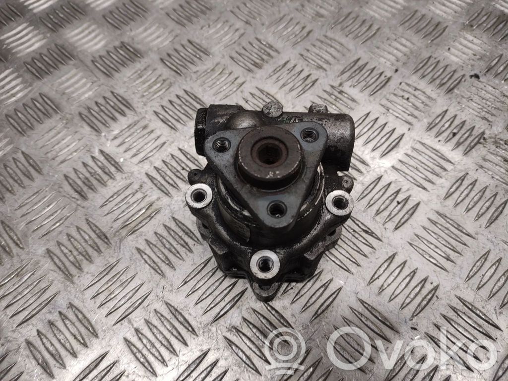 Audi A6 S6 C6 4F Power steering pump 