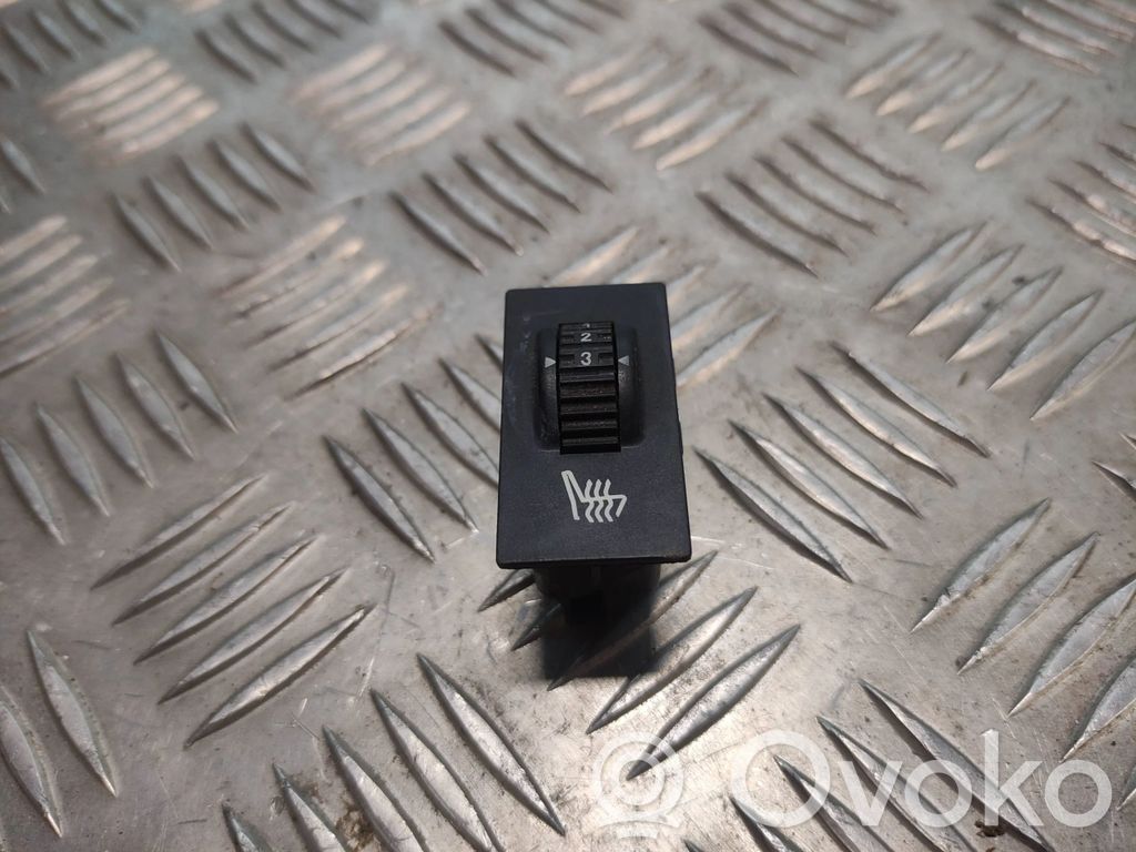 Citroen C4 I Seat heating switch 