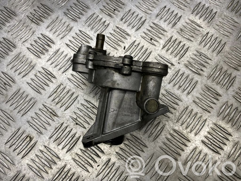 Volvo V70 Vacuum pump 