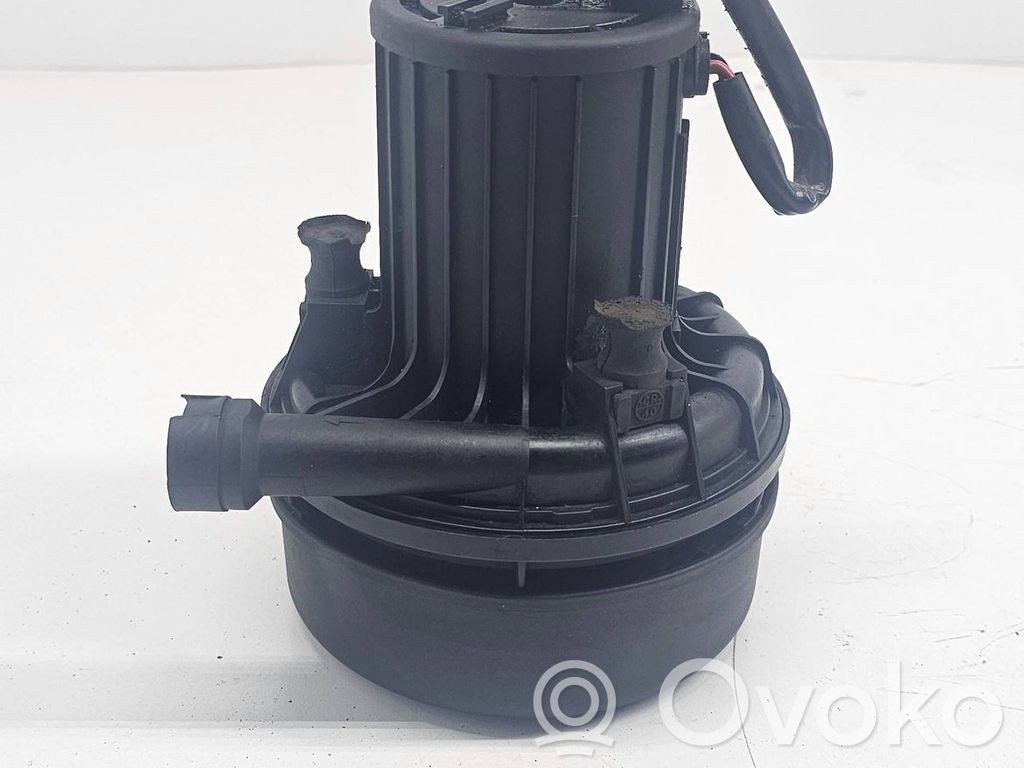 BMW 5 E60 E61 Secondary air pump 