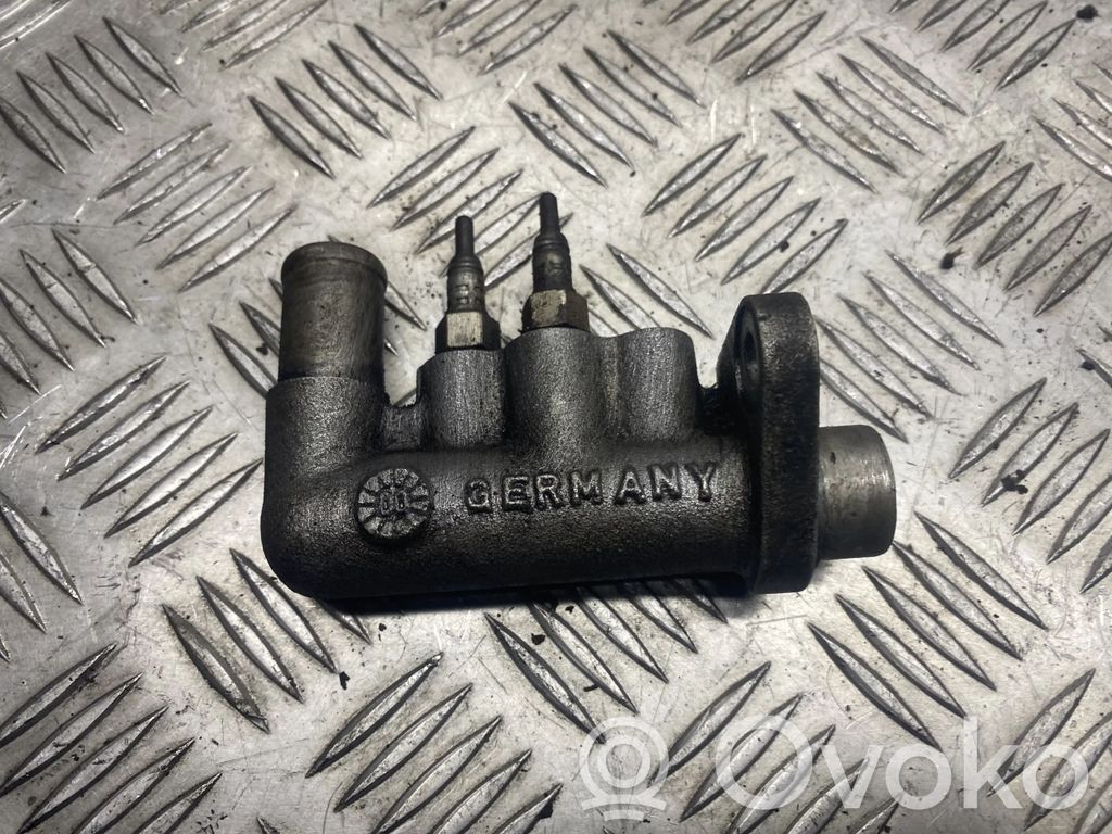 Volvo S80 Engine coolant pipe/hose 