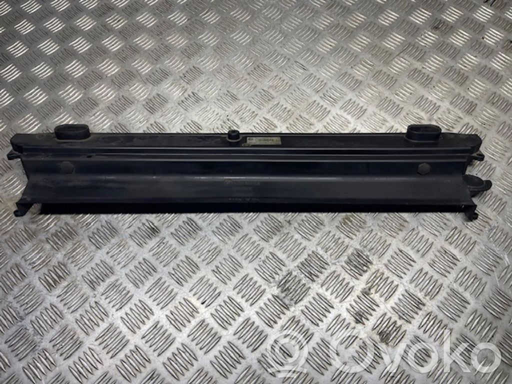 BMW 5 E60 E61 Radiateur panneau supérieur d'admission d'air 