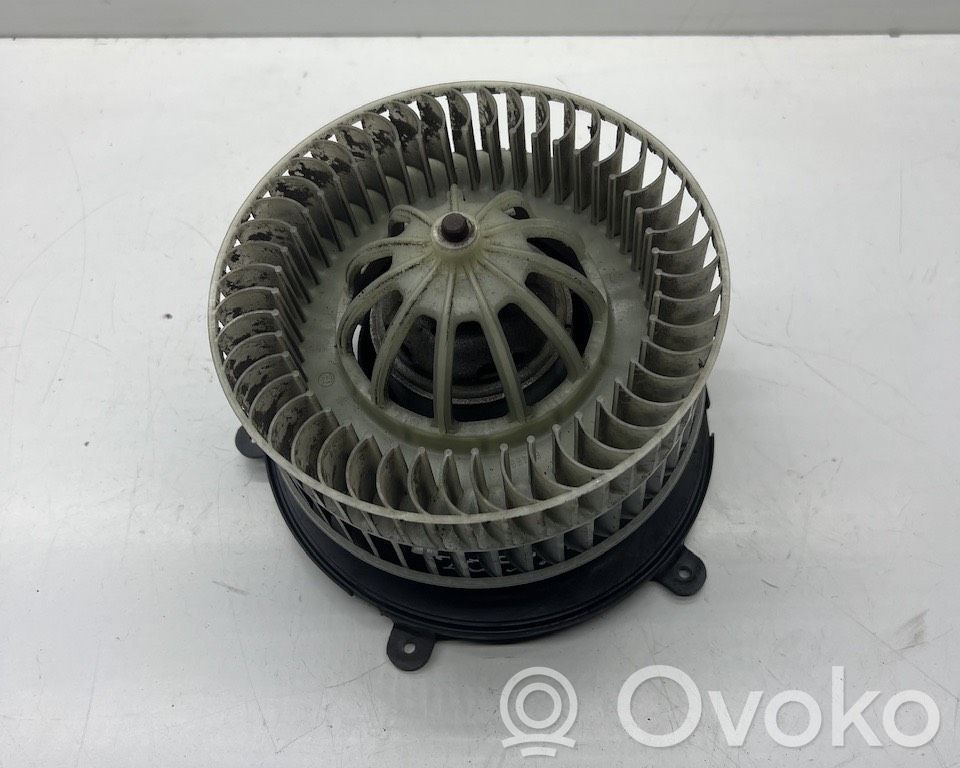BMW 7 E65 E66 Heizungslüfter 
