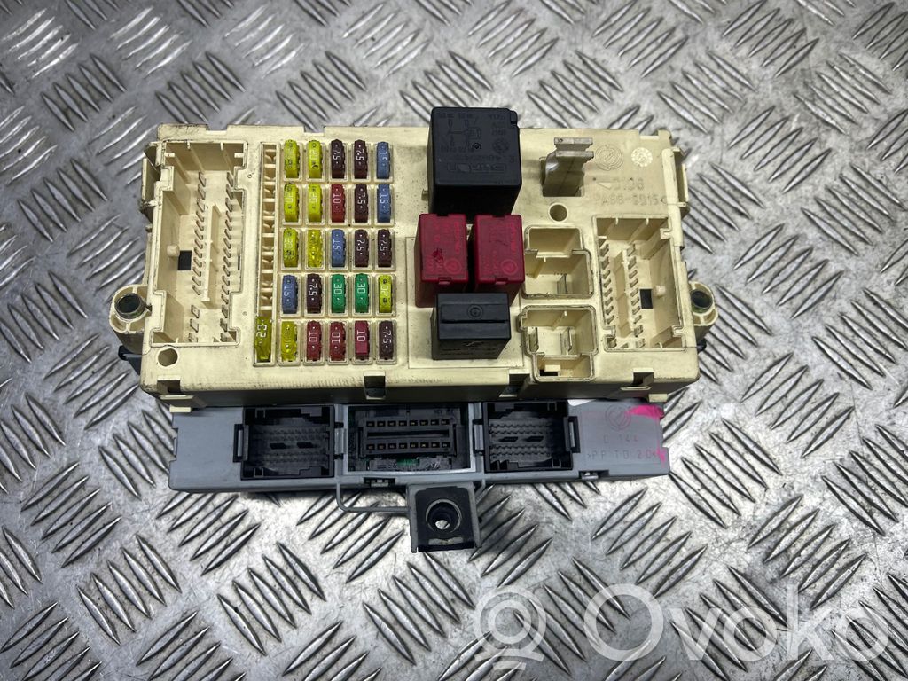 Fiat Stilo Fuse module 
