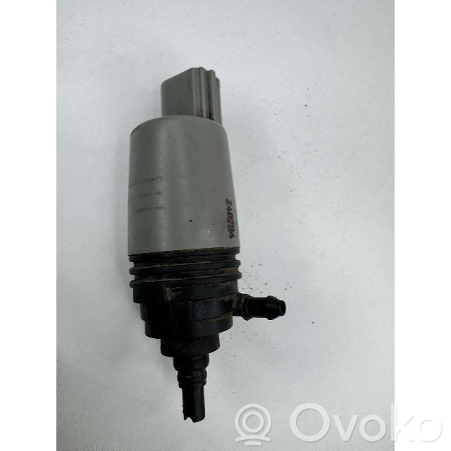 Windscreen/windshield washer pump   6934159,23557610