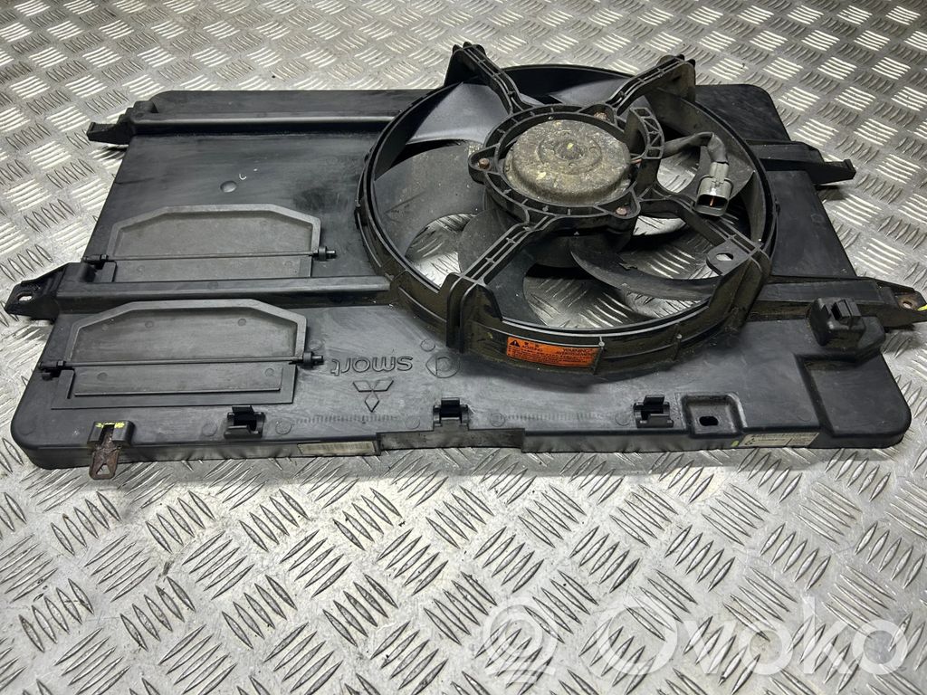 Mitsubishi Colt Lüfterzarge 