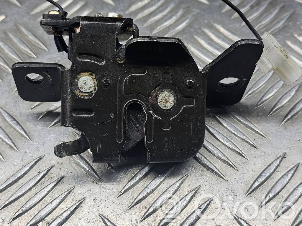 Tailgate/trunk/boot lock/catch/latch   5K15
