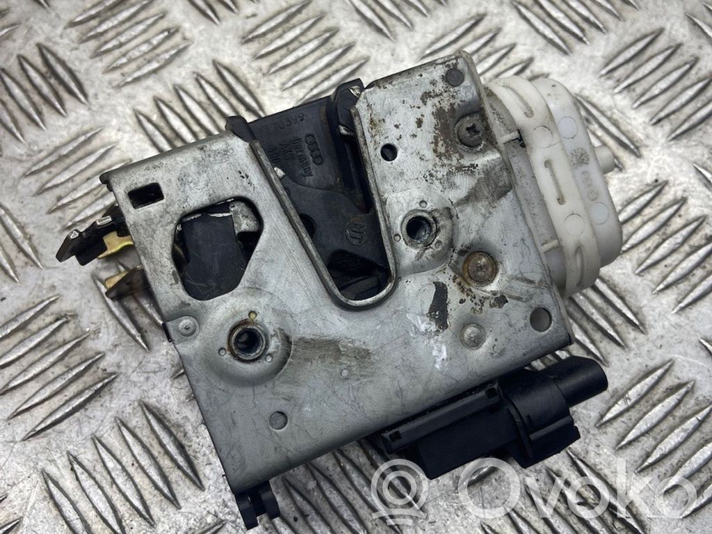 Etuoven lukko   4D1837016D