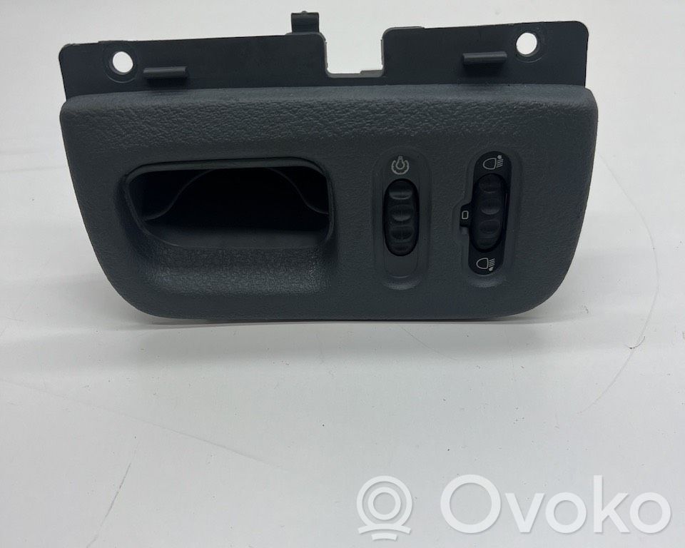 Renault Scenic I Headlight level height control switch 